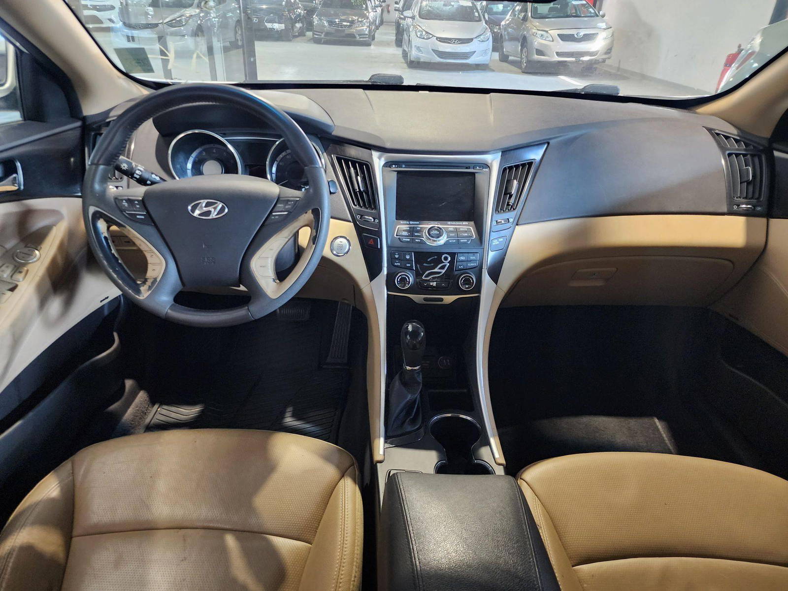 2013 HYUNDAI SONATA — 142304 Miles — Lot 86420 — Al Quoz - Marhaba Auctions Used Cars - Image 8