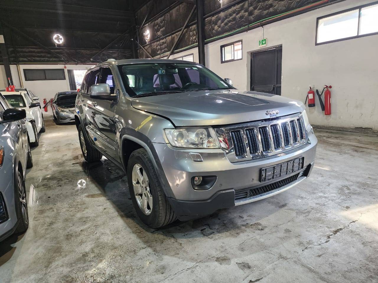JEEP GRAND CHEROKEE LAREDO 2012 - Marhaba Auction Used Cars - Image 4