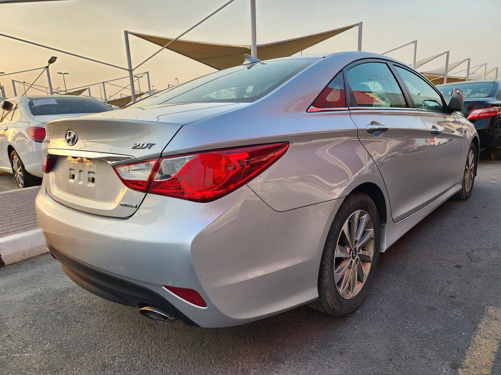 2014 HYUNDAI SONATA — 177375 Miles — Lot 96423 — Souq - Marhaba Auctions Used Cars - Image 3