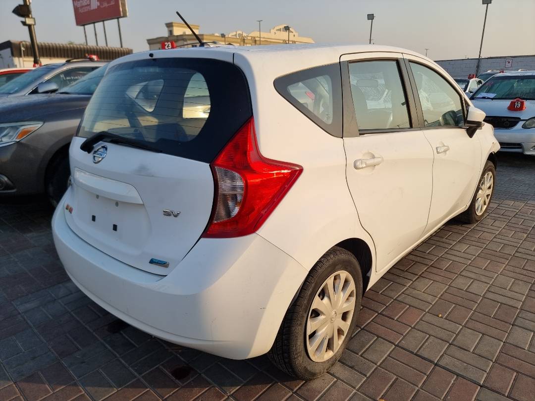 2015 NISSAN VERSA NOTE — 109403 Miles — Lot 125487 — Ind. 12 - Marhaba Auctions Used Cars - Image 5