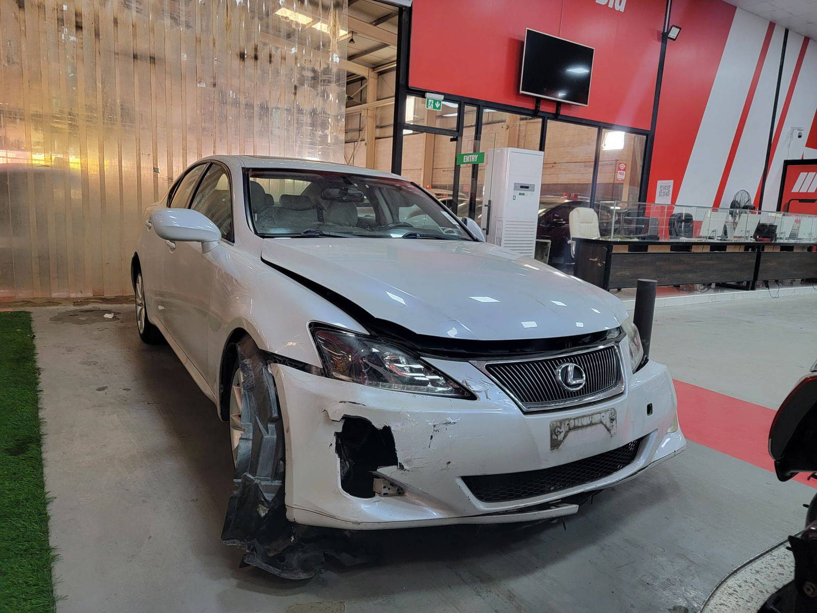 LEXUS IS 250 2006 - Marhaba Auction Used Cars - Image 5