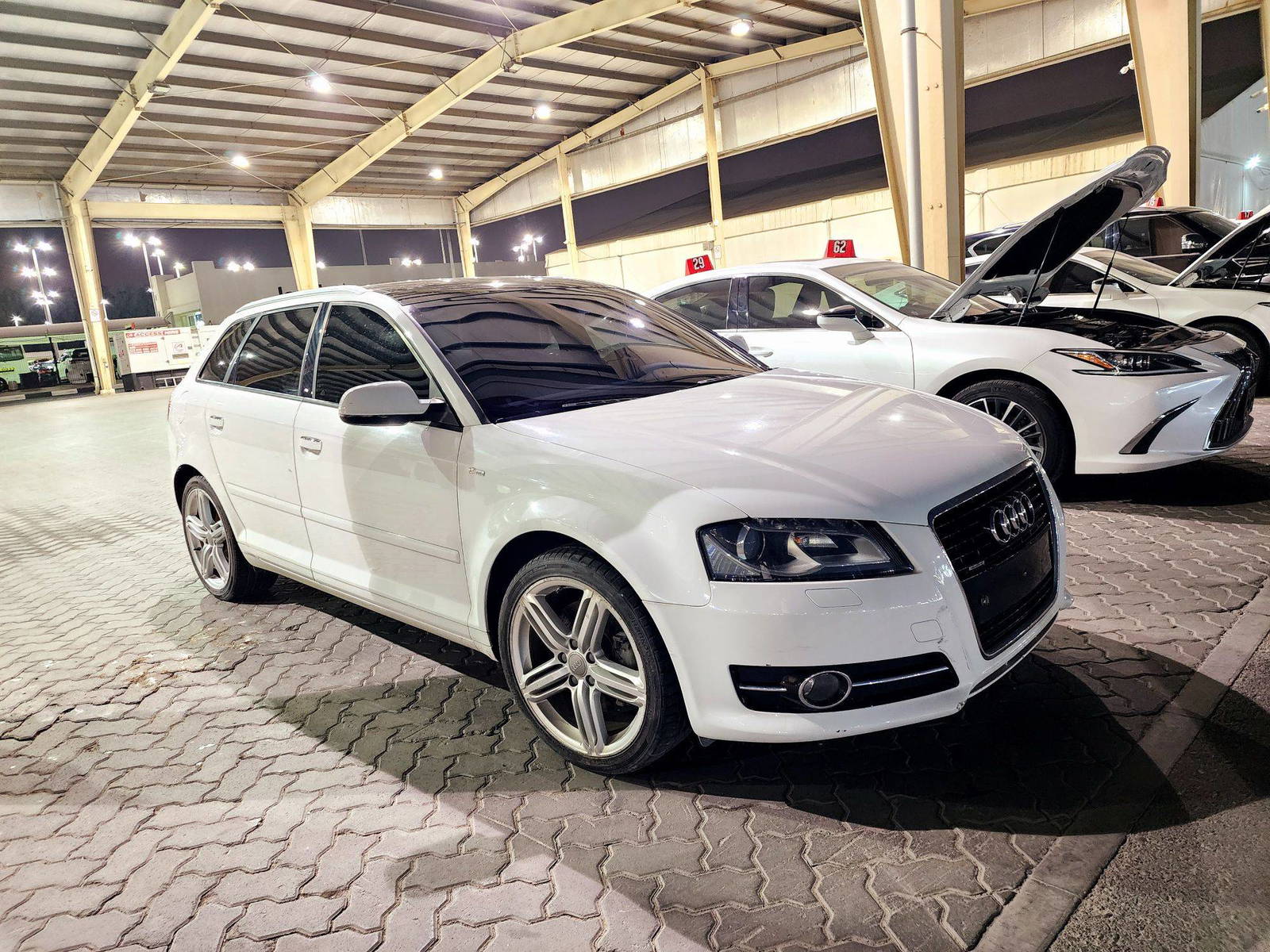 2011 AUDI A3 — 106724 KM — Lot P6BA027572 — Souq - Marhaba Auctions Used Cars - Image 4
