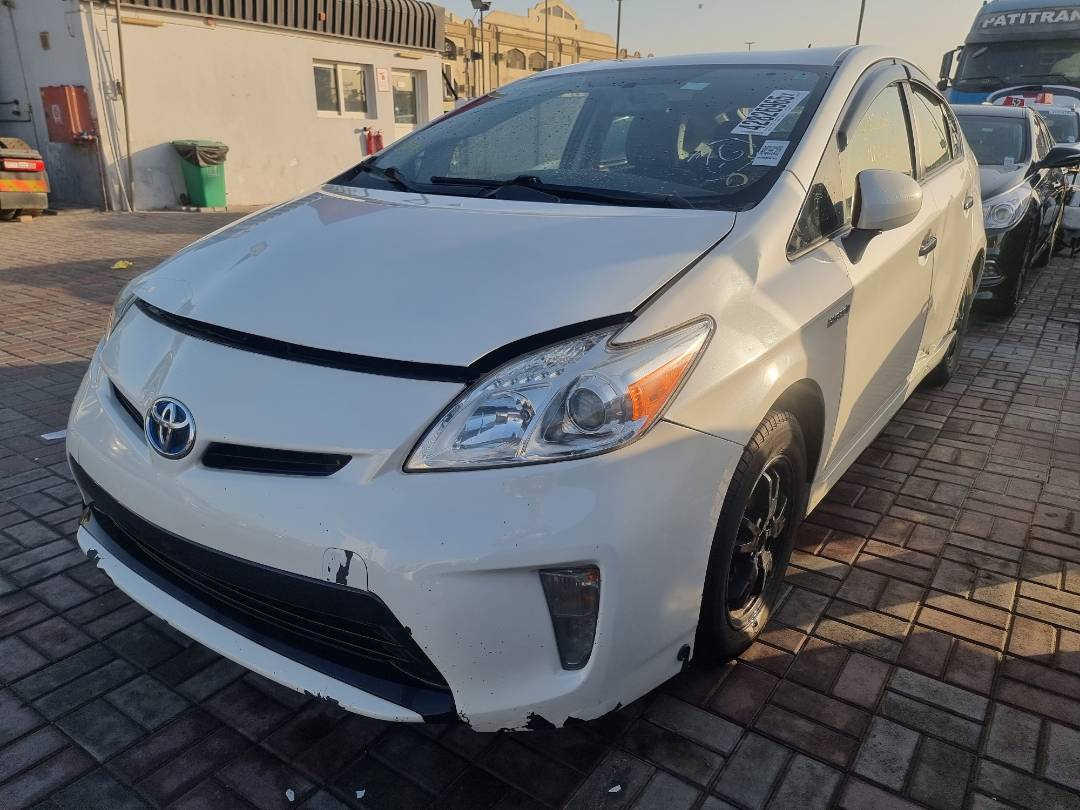 2014 TOYOTA PRIUS — 234507 Miles — Lot 0366287 — Ind. 12 - Marhaba Auctions Used Cars - Image 3