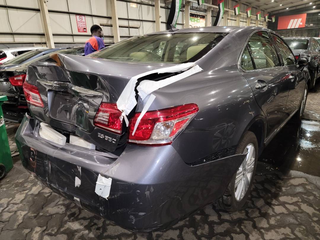 2012 LEXUS ES 350 — 183065 Miles — Lot 66163123 - Marhaba Auctions Used Cars - Image 9