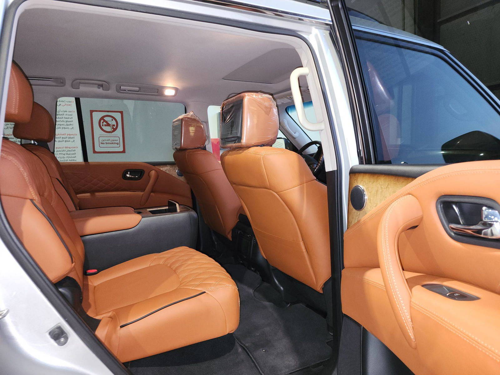 2014 INFINITI QX80 — 131961 Miles — Lot 9556293 — Al Quoz - Marhaba Auctions Used Cars - Image 8