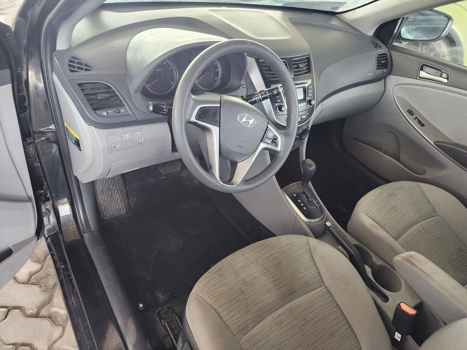 2015 HYUNDAI ACCENT — 113722 Miles — Lot 64212152142 - Marhaba Auctions Used Cars - Image 6
