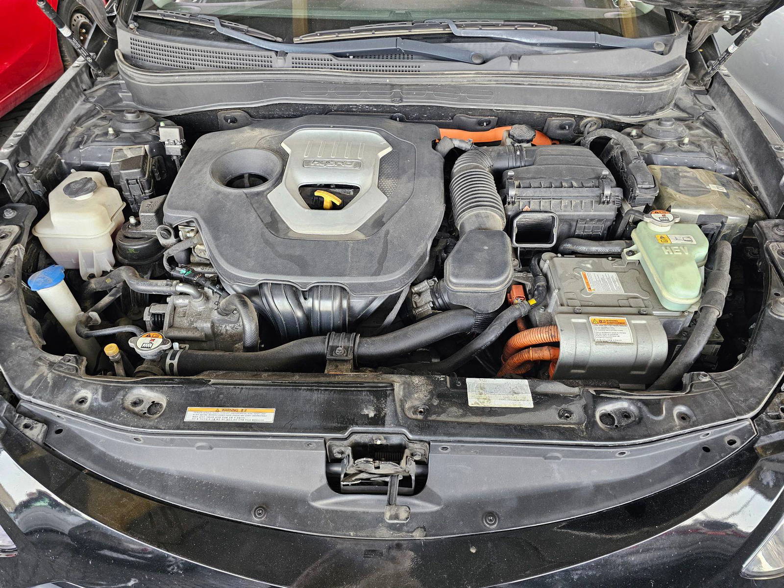 2012 HYUNDAI SONATA — 224385 KM — Lot 039336 — Souq - Marhaba Auctions Used Cars - Image 10