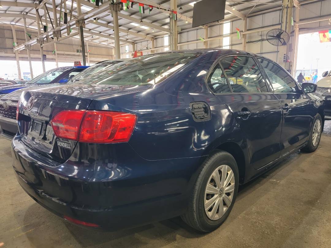 2014 VOLKSWAGEN JETTA — 223066 Miles — Lot M334355 — Main - Marhaba Auctions Used Cars - Image 4