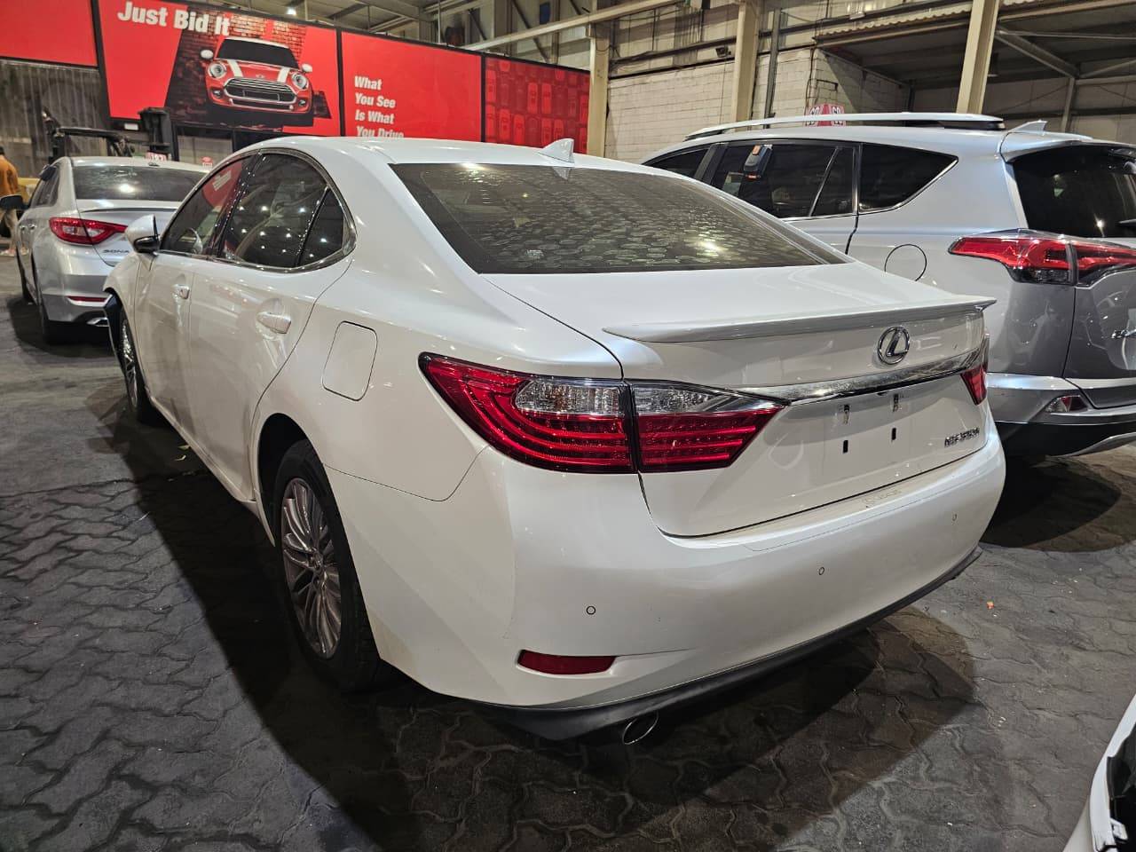 2015 LEXUS ES 350 — 167527 Miles — Lot 97033995 — Main - Marhaba Auctions Used Cars - Image 6
