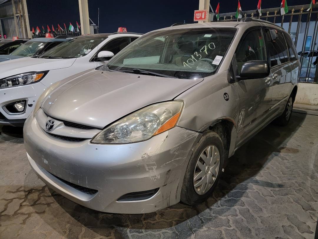 2008 TOYOTA SIENNA — 261147 Miles — Lot 101370 — Main - Marhaba Auctions Used Cars - Image 4