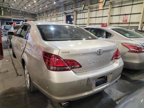 TOYOTA AVALON