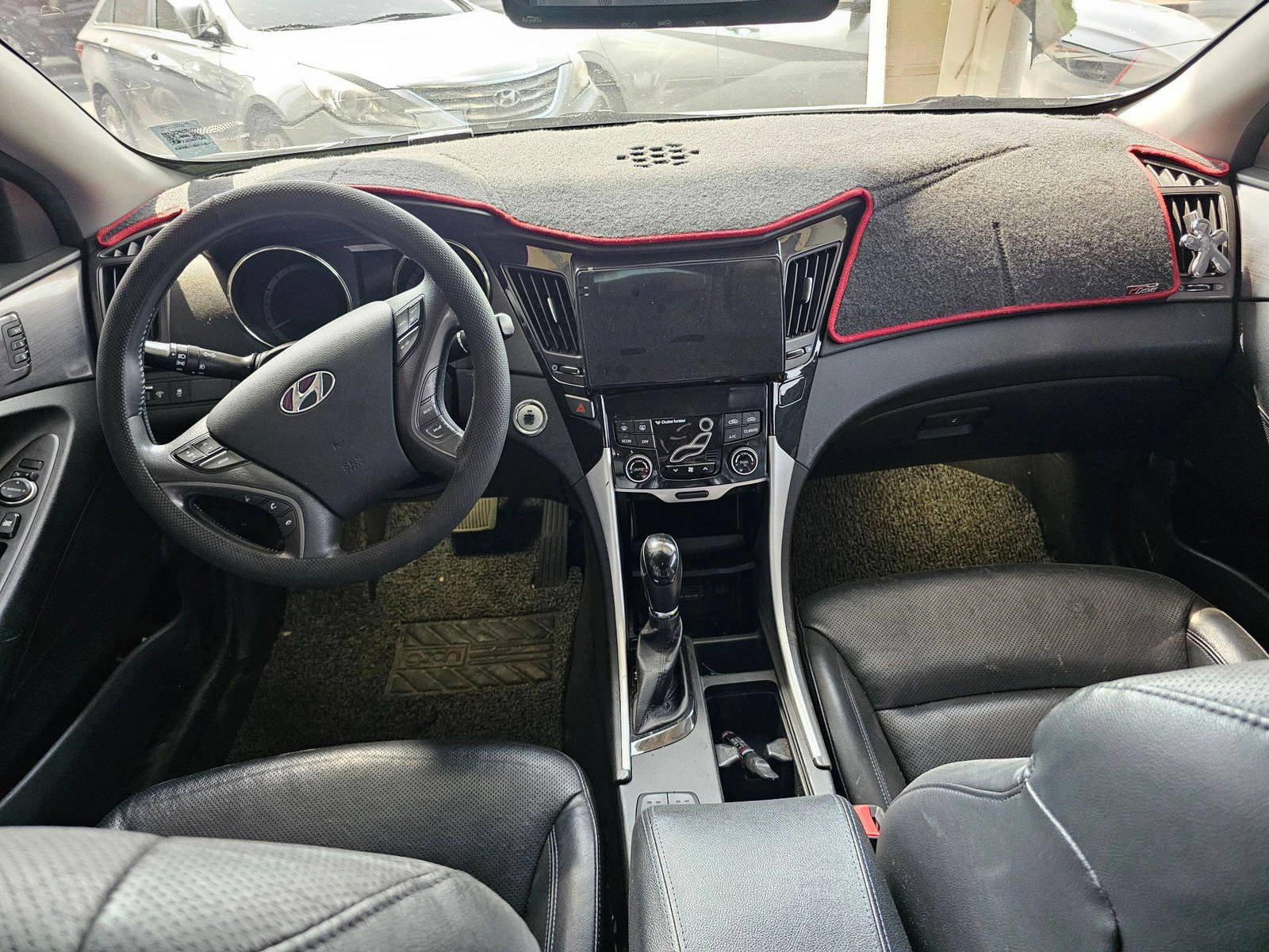 HYUNDAI SONATA 2012 - Marhaba Auction Used Cars - Image 7