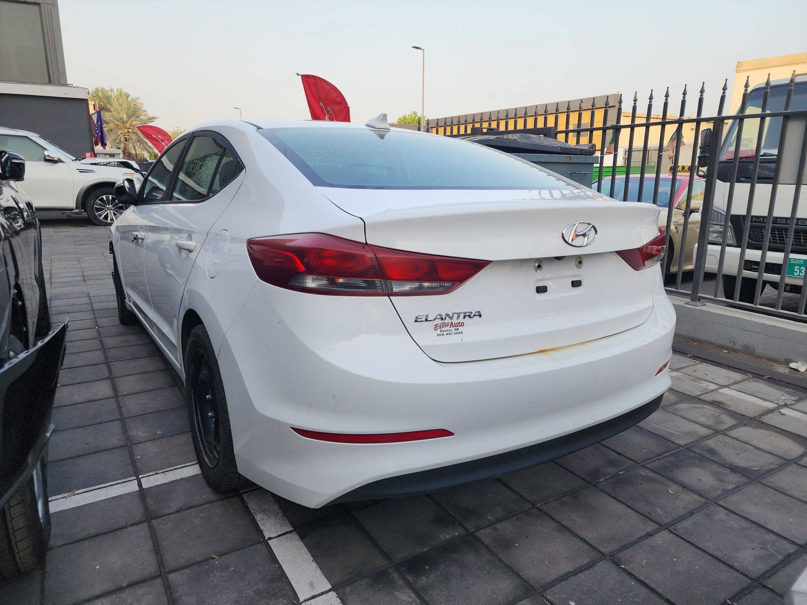 2017 HYUNDAI ELANTRA — 170038 KM — Lot 12335372 — Main - Marhaba Auctions Used Cars - Image 3