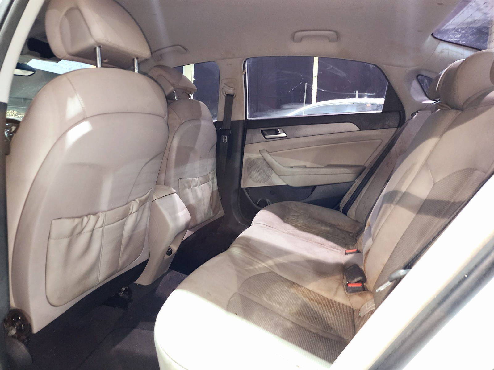 2015 HYUNDAI SONATA — 158765 Miles — Lot 44455334 — Souq - Marhaba Auctions Used Cars - Image 6
