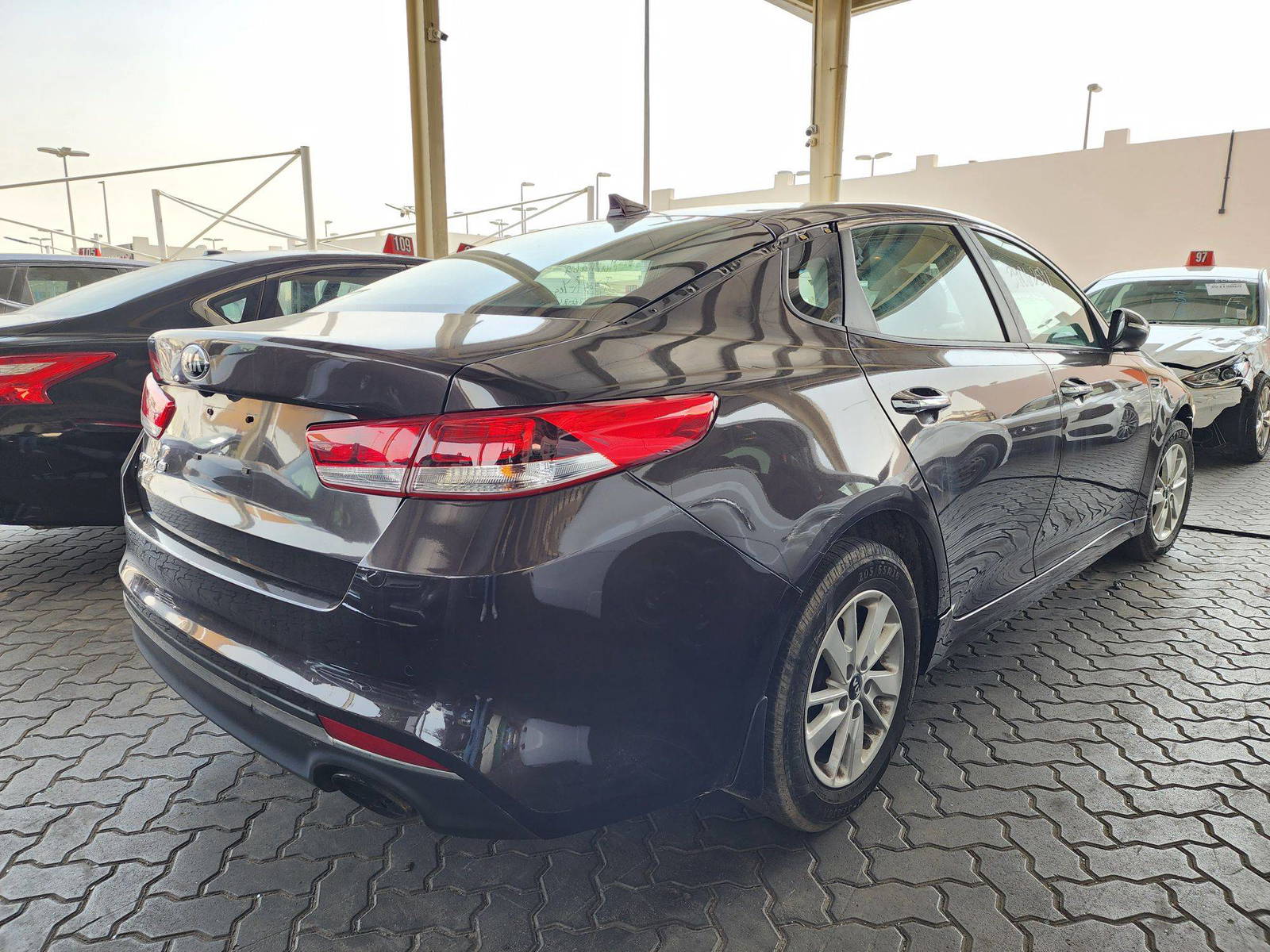 2018 KIA OPTIMA — 126420 Miles — Lot 39062591 — Souq - Marhaba Auctions Used Cars - Image 3