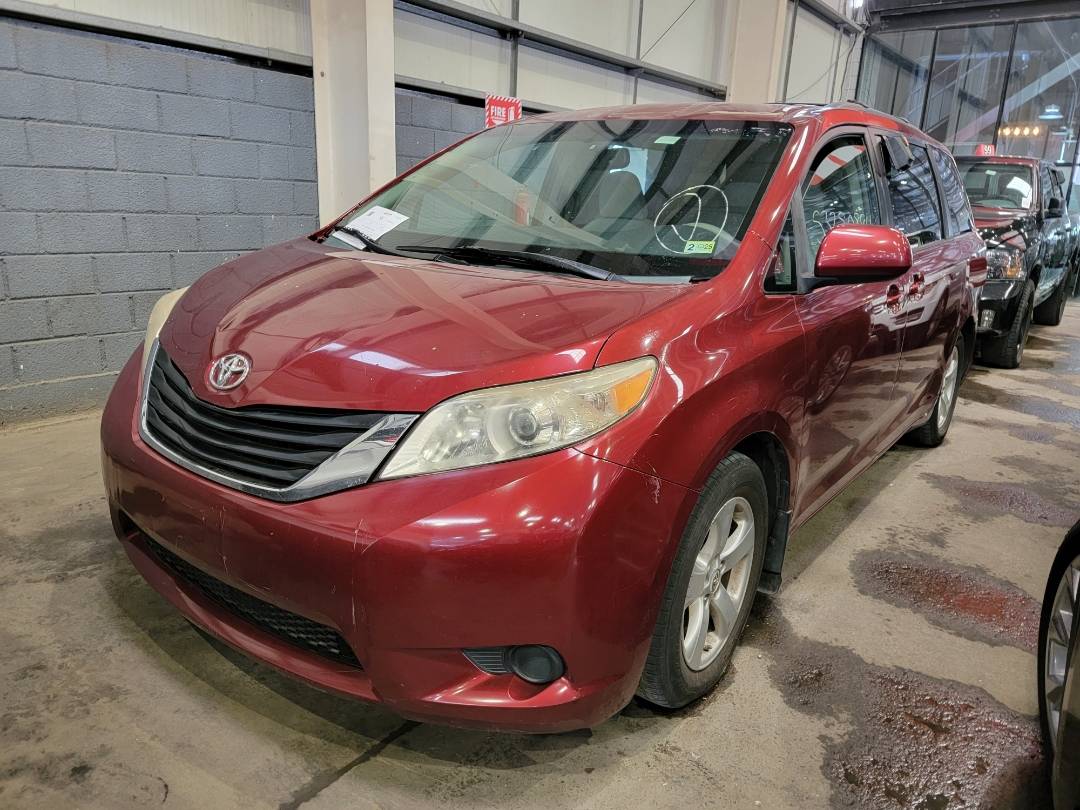 2012 TOYOTA SIENNA — 201176 Miles — Lot CS218588 — Main - Marhaba Auctions Used Cars - Image 3