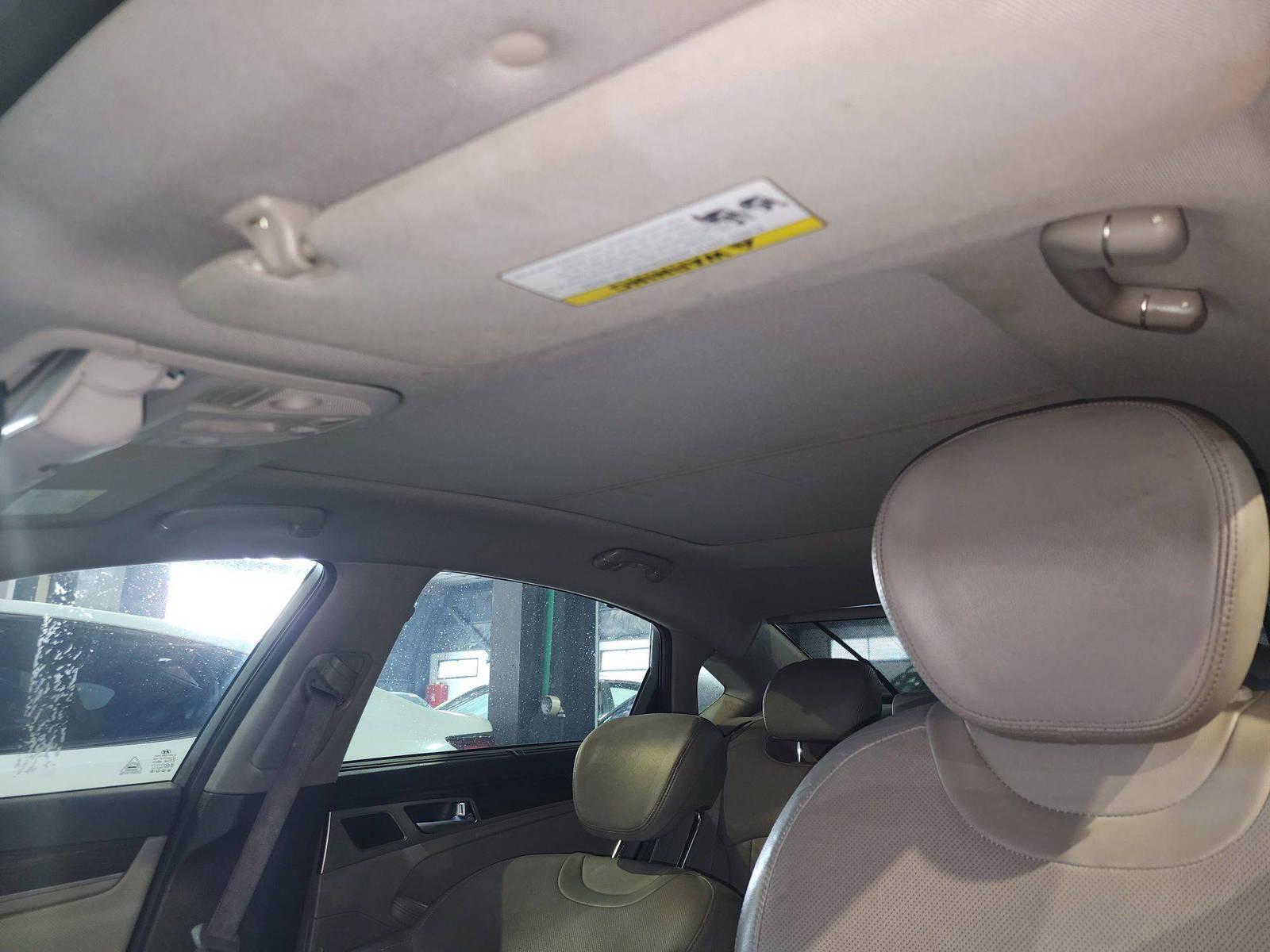 HYUNDAI GENESIS 2015 - Marhaba Auction Used Cars - Image 10