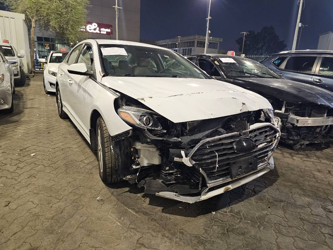 2018 HYUNDAI SONATA — 76556 Miles — Lot 724366 — Main - Marhaba Auctions Used Cars - Image 5