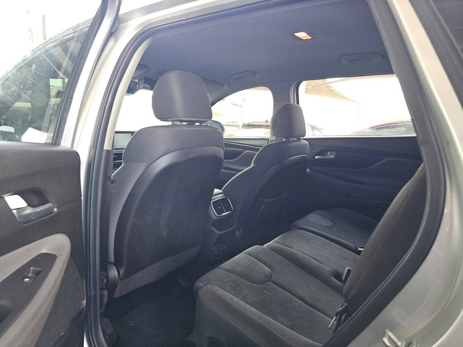 2019 HYUNDAI SANTA FE — 208948 Miles — Lot 2KH028519 — Souq - Marhaba Auctions Used Cars - Image 6