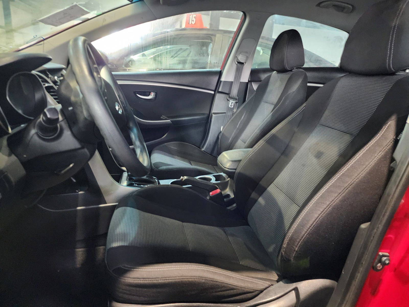 2017 HYUNDAI ELANTRA GT — 116553 Miles — Lot HU349337 — Souq - Marhaba Auctions Used Cars - Image 9