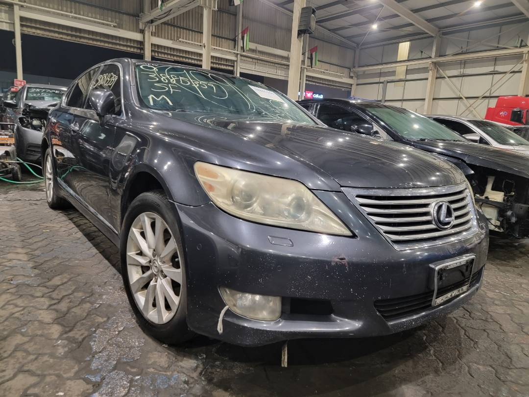 2010 LEXUS LS 460 — 267992 Miles — Lot 5004843 — Main - Marhaba Auctions Used Cars - Image 4