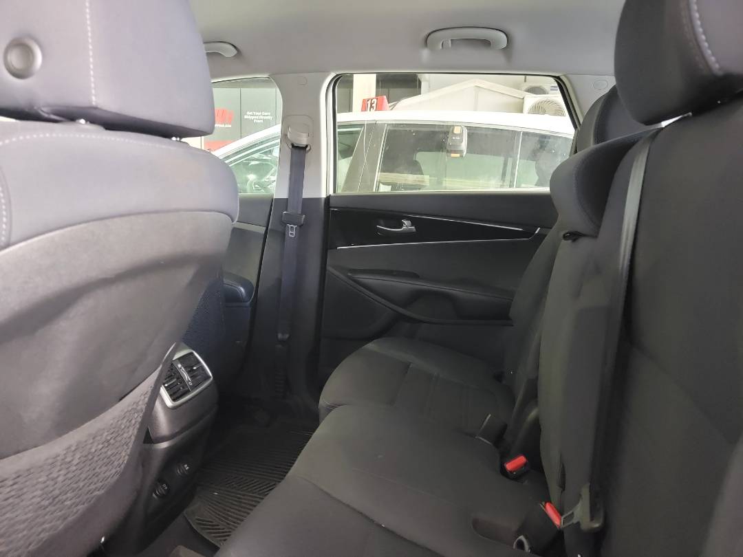 2019 KIA SORENTO — 174168 KM — Lot 80064574 — Main - Marhaba Auctions Used Cars - Image 7