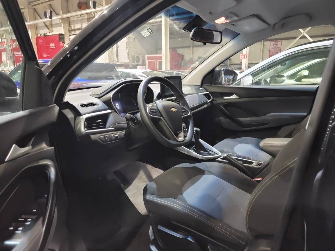 2023 CHEVROLET CAPTIVA — 26843 KM — Lot PB064067 — Main - Marhaba Auctions Used Cars - Image 6