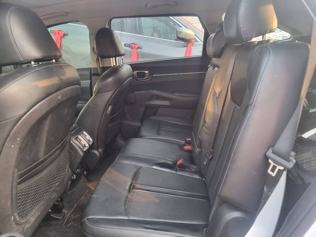 2021 KIA SORENTO — 112323 Miles — Lot 007464 — Ind. 12 - Marhaba Auctions Used Cars - Image 6