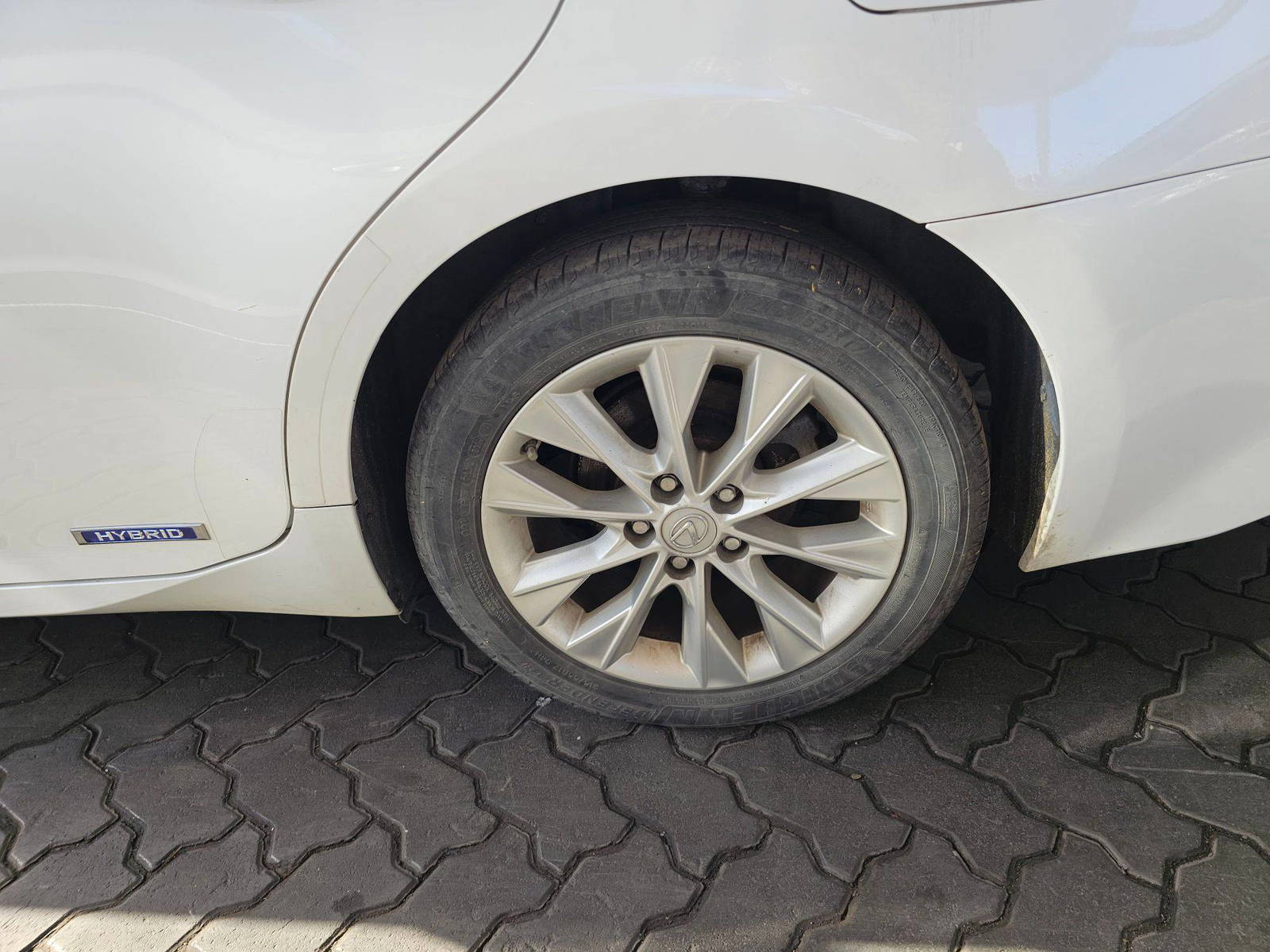 LEXUS ES 300H 2014 - Marhaba Auction Used Cars - Image 12