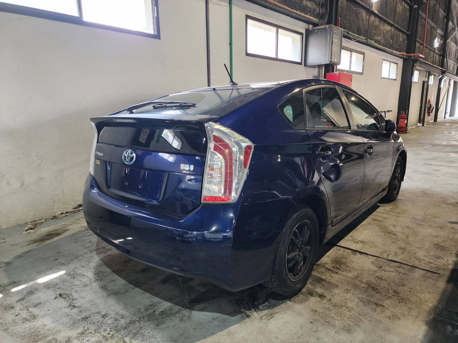 2014 TOYOTA PRIUS — 192723 Miles — Lot E0388743 — Main - Marhaba Auctions Used Cars - Image 6