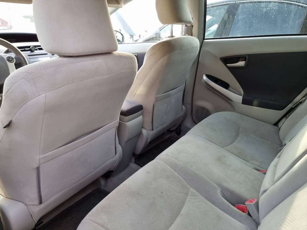 2010 TOYOTA PRIUS — 236914 Miles — Lot 205053 — Ind. 12 - Marhaba Auctions Used Cars - Image 4