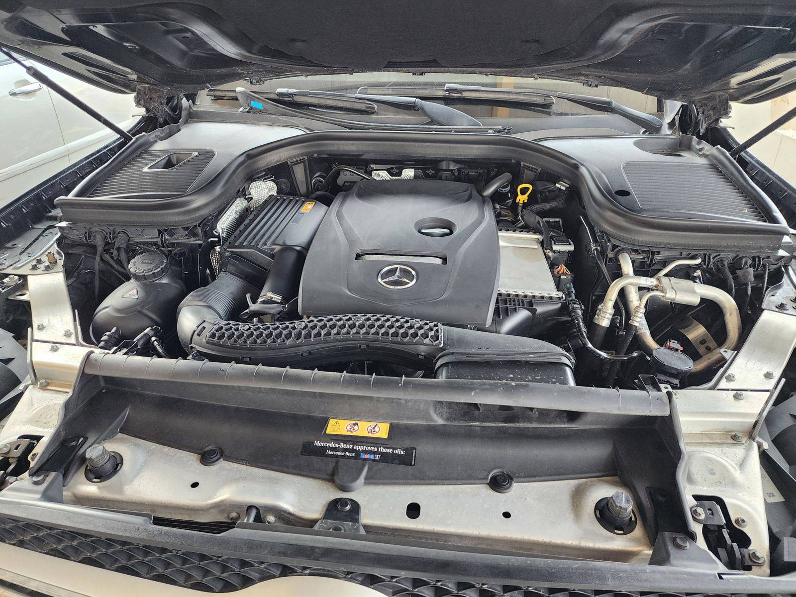 2018 MERCEDES BENZ GLC-300 — 64409 Miles — Lot 28950 — Main - Marhaba Auctions Used Cars - Image 13