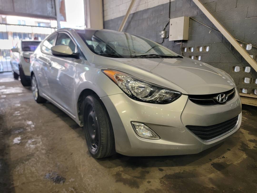 2013 HYUNDAI ELANTRA — 215434 Miles — Lot DU660304 — Main - Marhaba Auctions Used Cars - Image 4