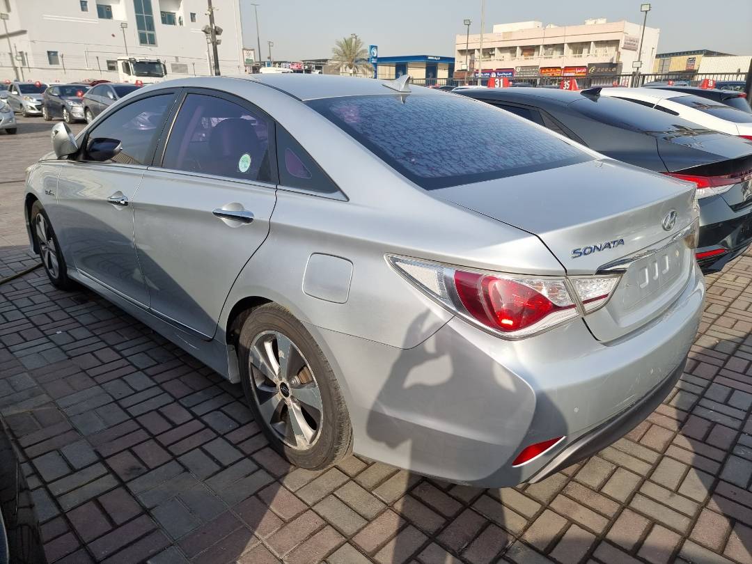 2012 HYUNDAI SONATA — 232437 KM — Lot 125478 — Main - Marhaba Auctions Used Cars - Image 5