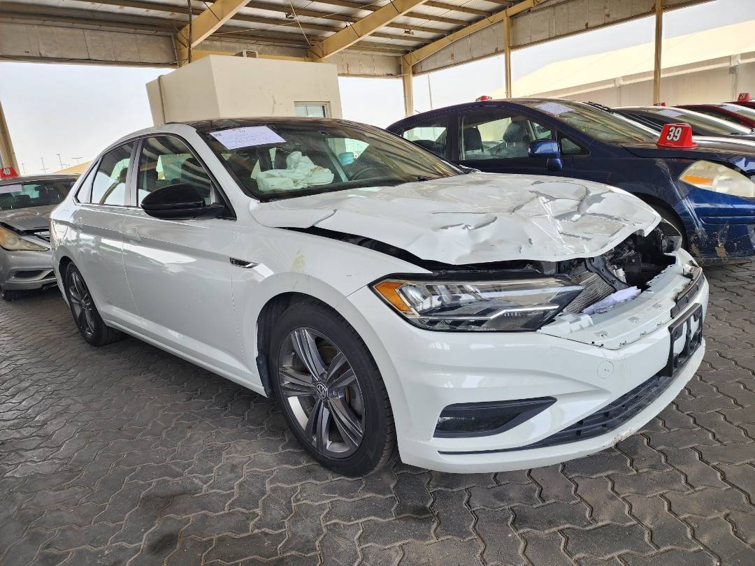 2019 VOLKSWAGEN JETTA — 90977 Miles — Lot 79299403 — Main - Marhaba Auctions Used Cars - Image 4