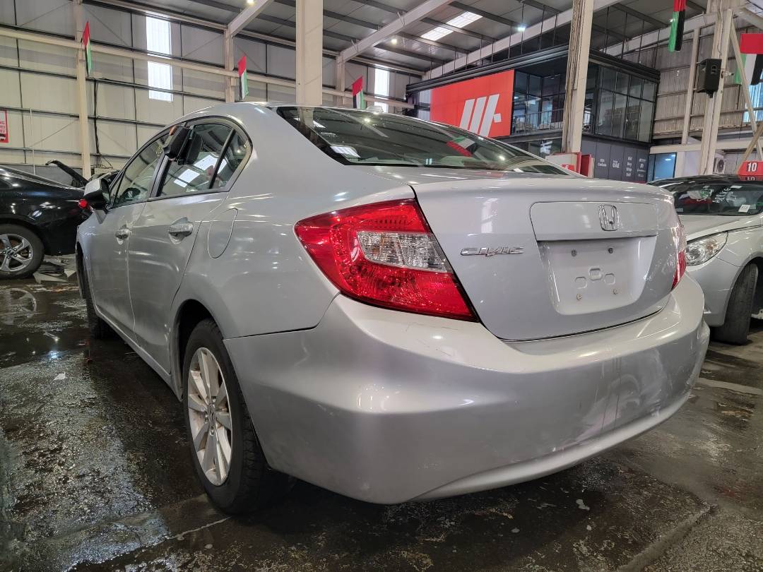 2012 HONDA CIVIC — 208523 Miles — Lot 79547744 — Main - Marhaba Auctions Used Cars - Image 5