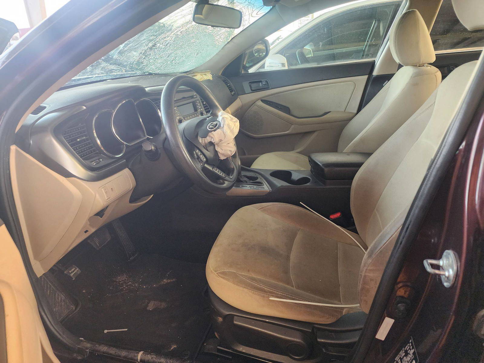 2013 KIA OPTIMA — 167400 Miles — Lot 41451614 — Souq - Marhaba Auctions Used Cars - Image 8