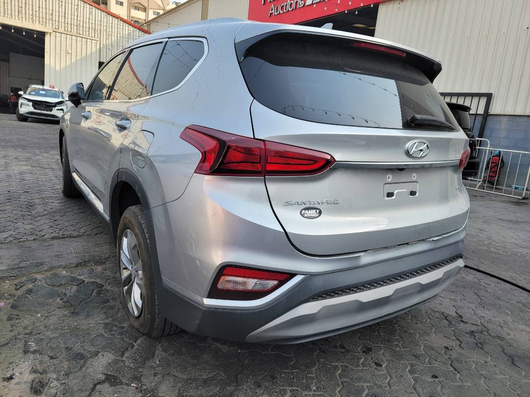 2020 HYUNDAI SANTA FE — 103653 Miles — Lot LH224331 — Souq - Marhaba Auctions Used Cars - Image 6