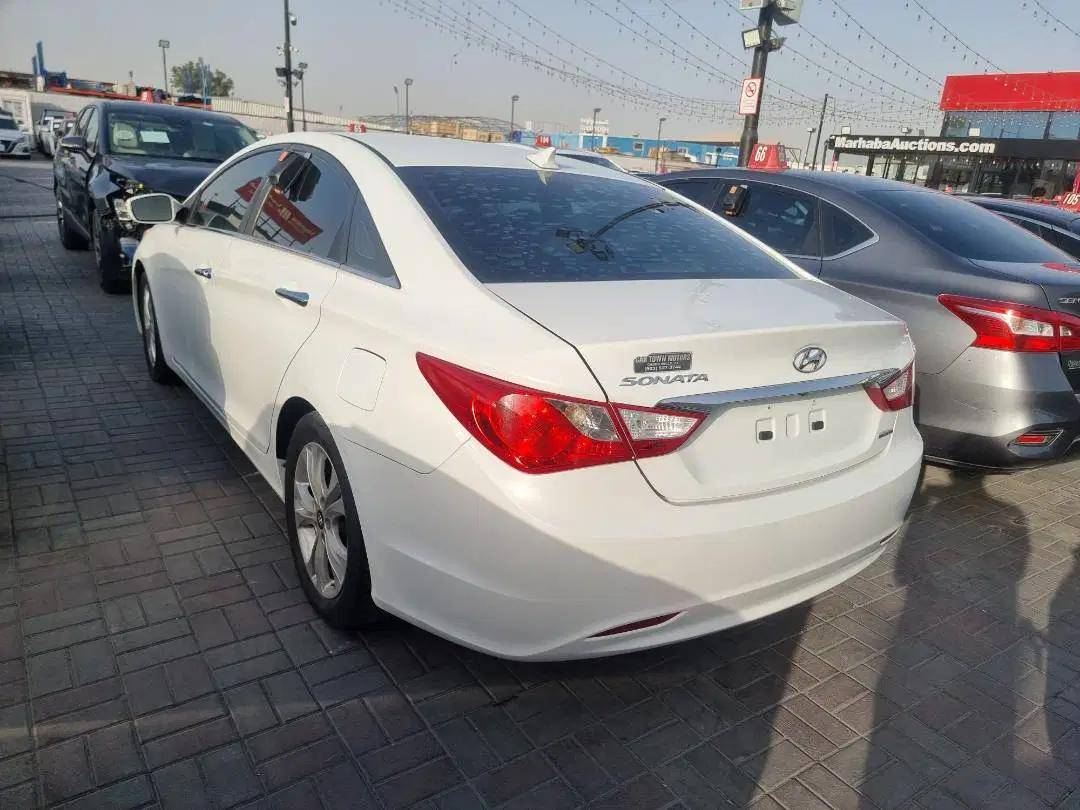 HYUNDAI SONATA 2011 - Marhaba Auction Used Cars - Image 4