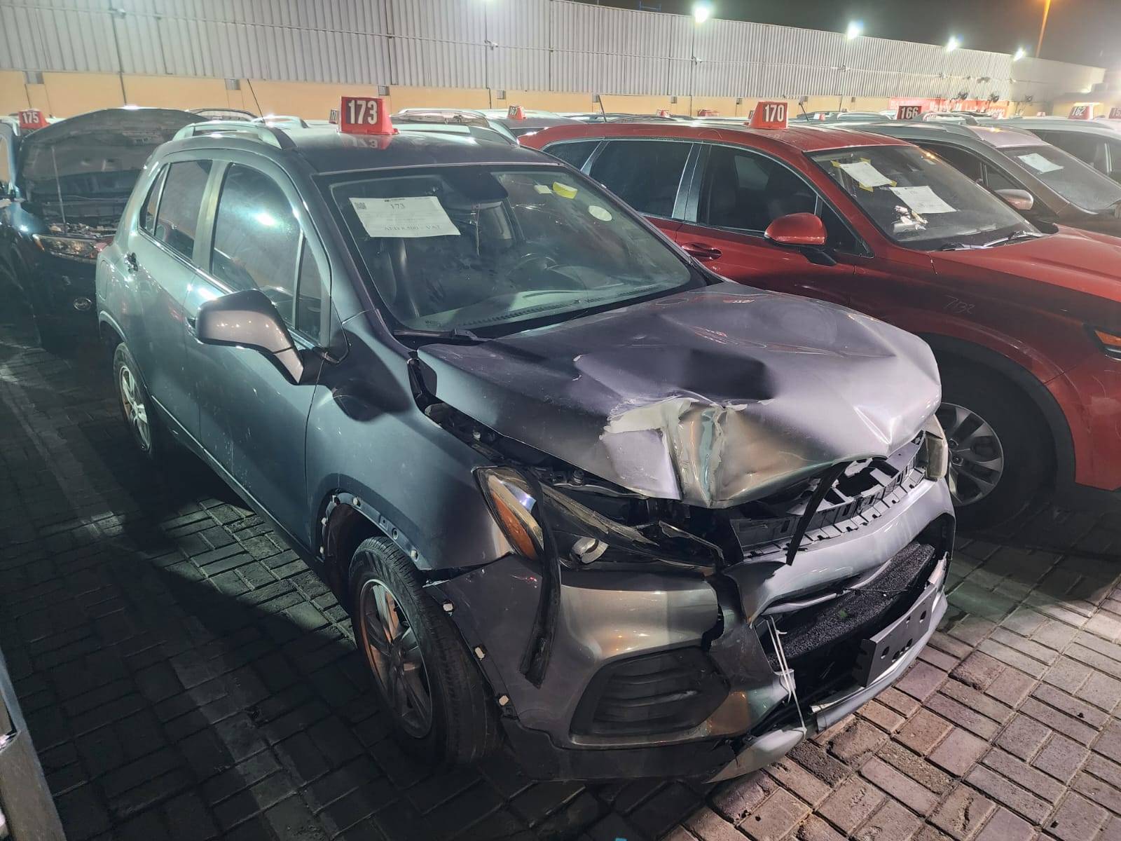 CHEVROLET Trax 2020 view 2