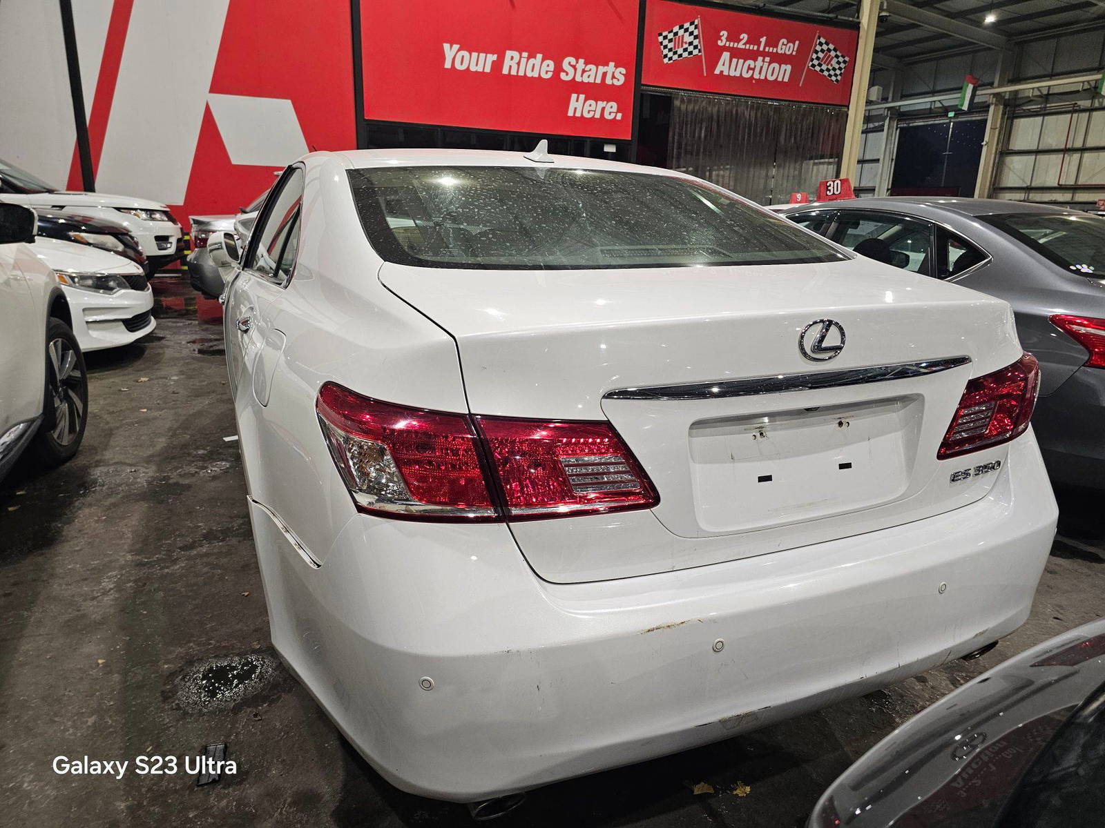 LEXUS ES 350 2011 - Marhaba Auction Used Cars - Image 4