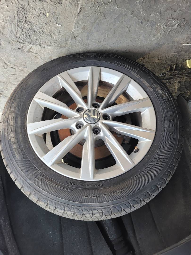2018 VOLKSWAGEN TIGUAN — 162072 Miles — Lot 000662 — Main - Marhaba Auctions Used Cars - Image 7