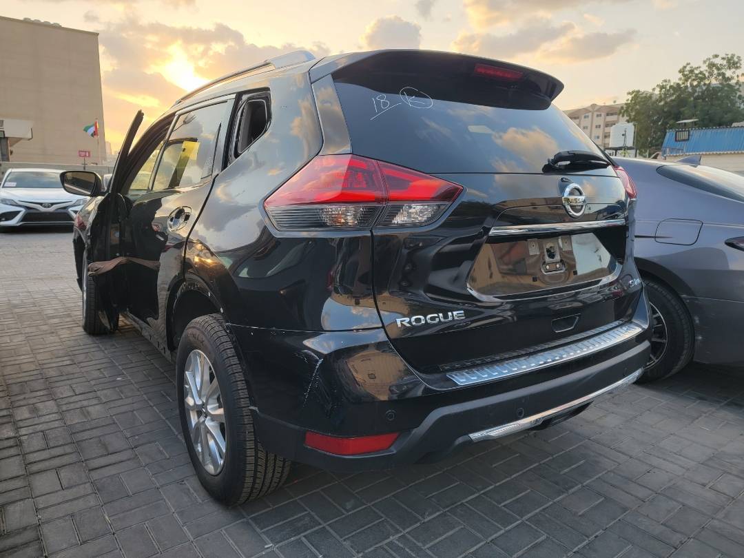 2019 NISSAN ROGUE — 107774 Miles — Lot 390340 — Main - Marhaba Auctions Used Cars - Image 5