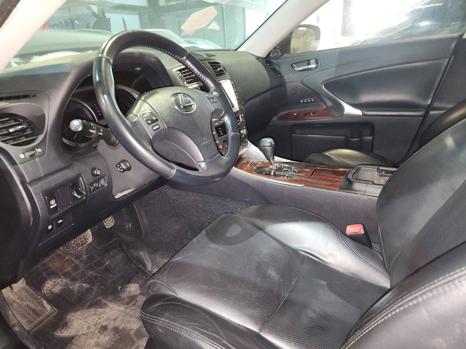 2008 LEXUS IS 250 — 162293 Miles — Lot 82725515 — Al Quoz - Marhaba Auctions Used Cars - Image 9