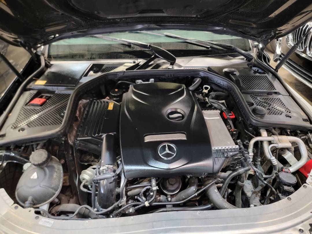 2015 MERCEDES BENZ C300 — 84738 Miles — Lot 003074 — Ind. 12 - Marhaba Auctions Used Cars - Image 12