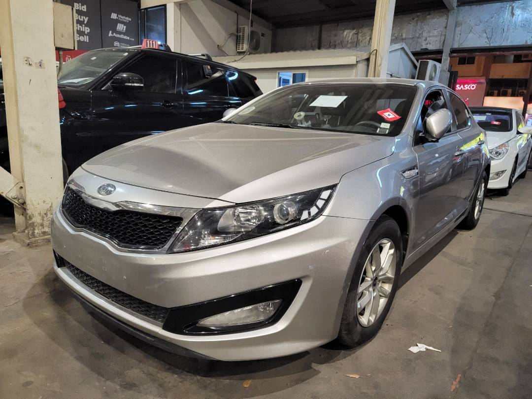 2012 KIA K5 — 125380 KM — Lot CA192312 — Main - Marhaba Auctions Used Cars - Image 4