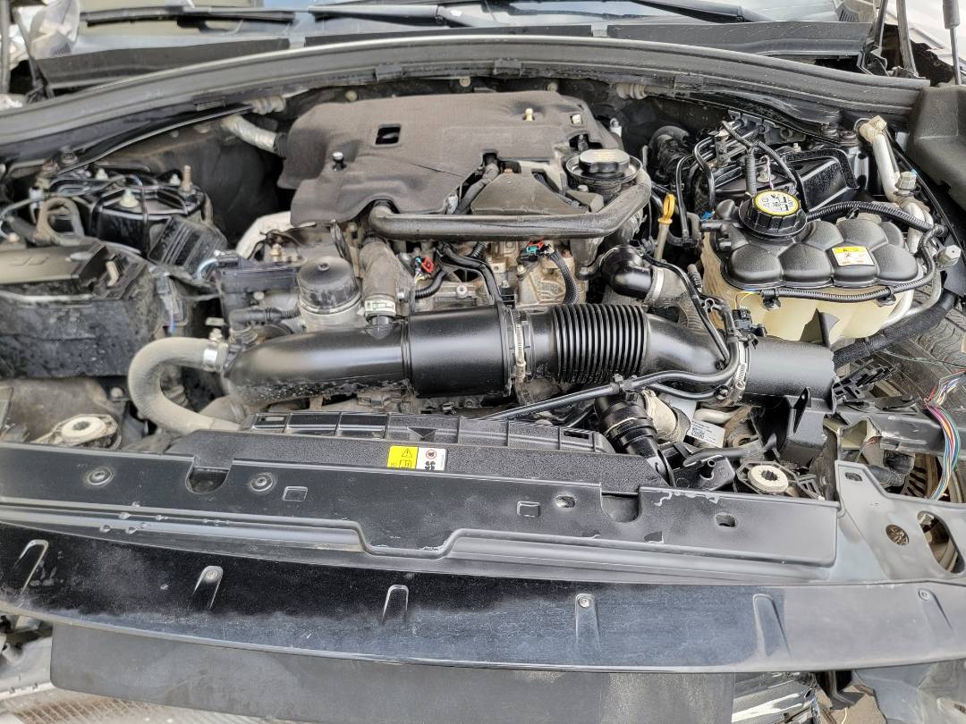 2018 LAND ROVER RANGE ROVER VELAR — 37988 Miles — Lot 08198 — Main - Marhaba Auctions Used Cars - Image 12