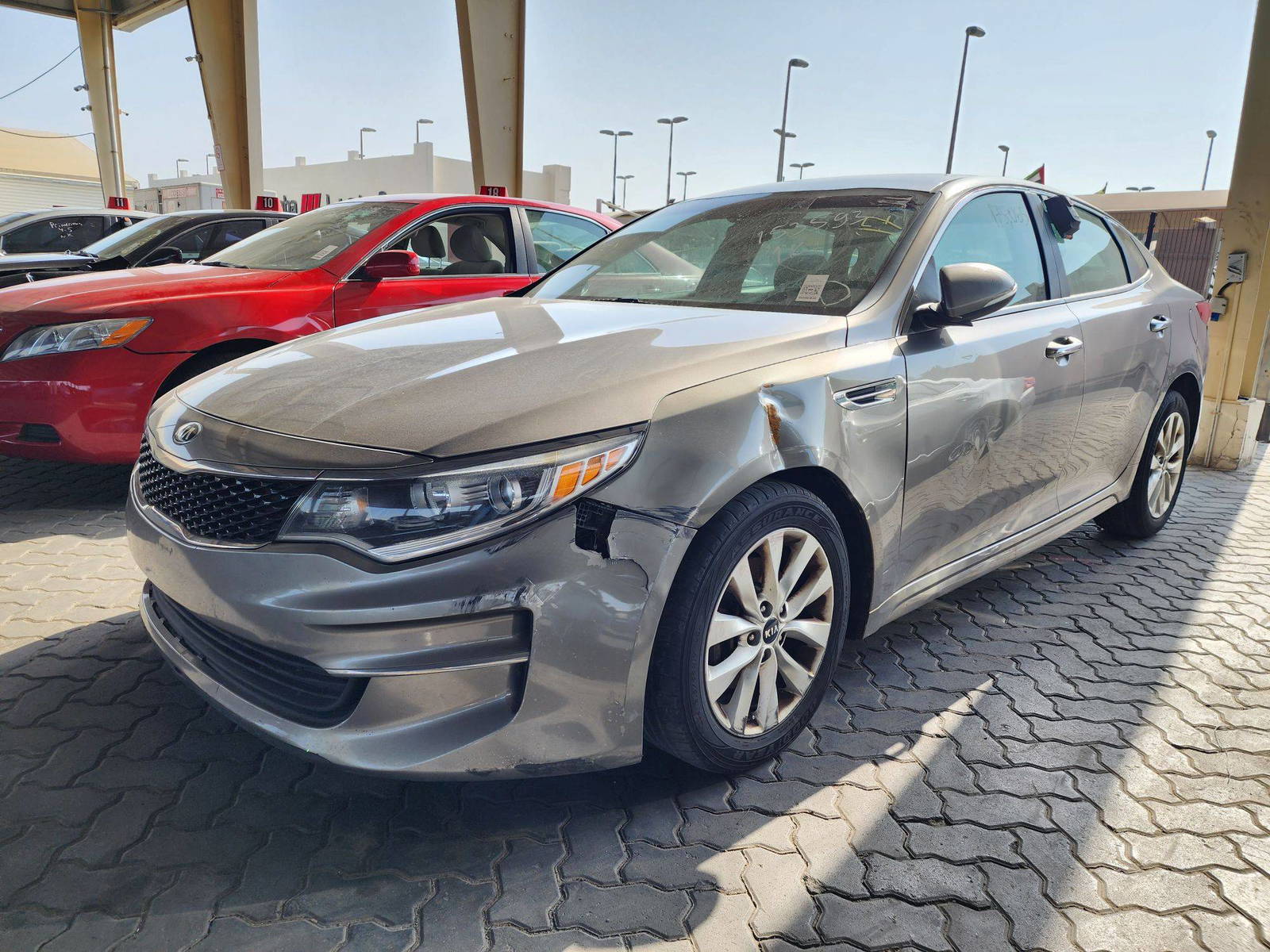 2017 KIA OPTIMA — 175065 Miles — Lot 52202304 — Souq - Marhaba Auctions Used Cars - Image 5