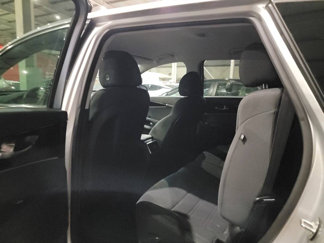 2020 KIA SORENTO — 48063 Miles — Lot G623295 — Main - Marhaba Auctions Used Cars - Image 7
