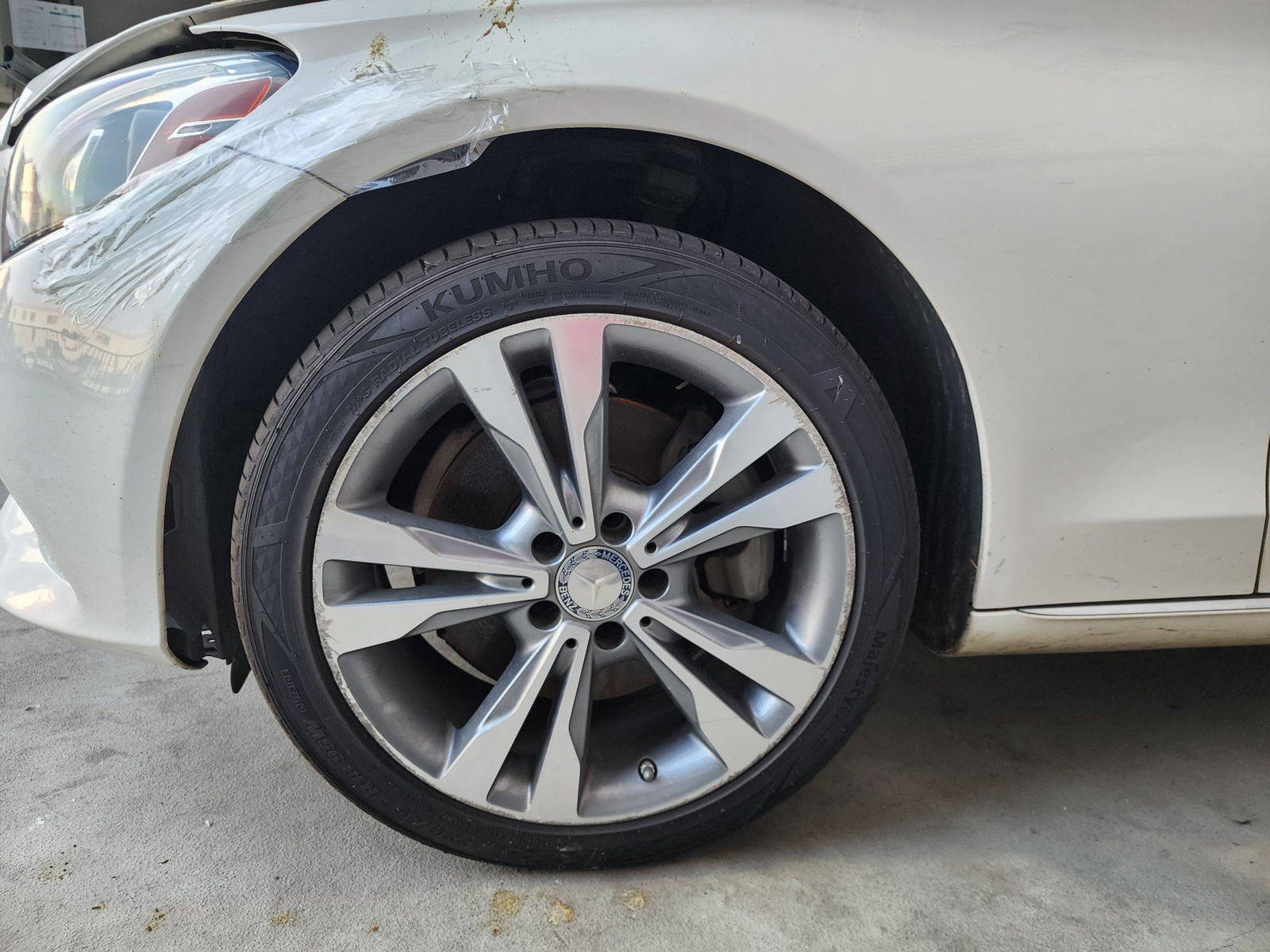 2015 MERCEDES BENZ C300 — 150067 Miles — Lot U068577 — Al Quoz - Marhaba Auctions Used Cars - Image 12